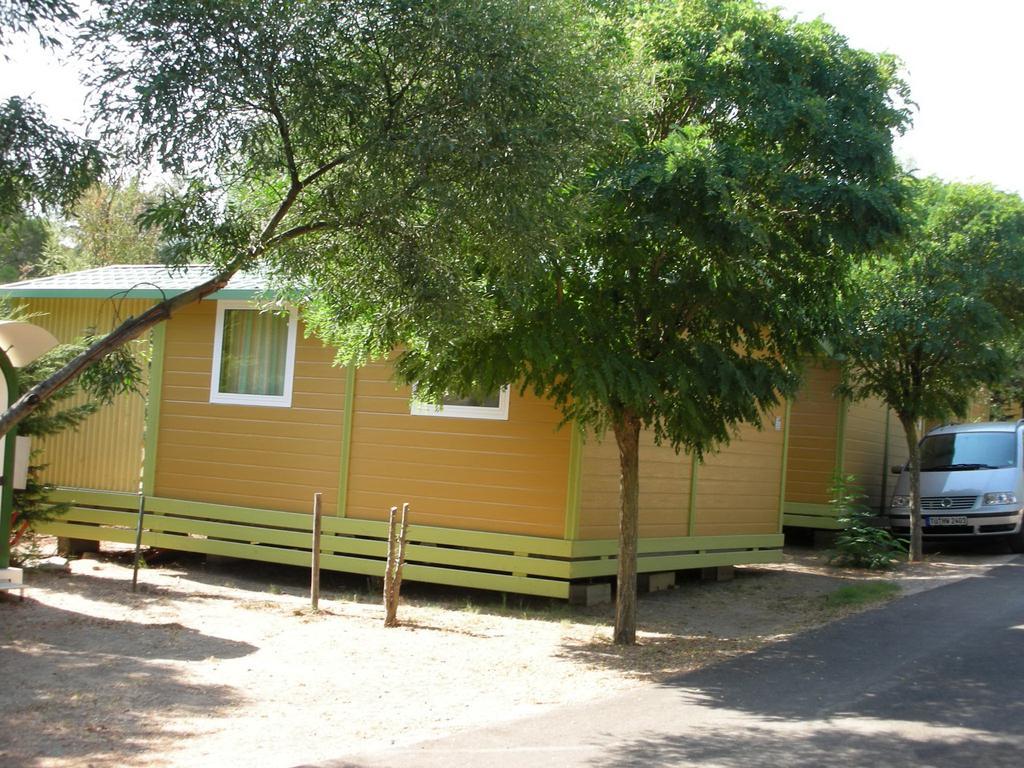 Camping Lou Cabasson Борм-ле-Мімоза Екстер'єр фото