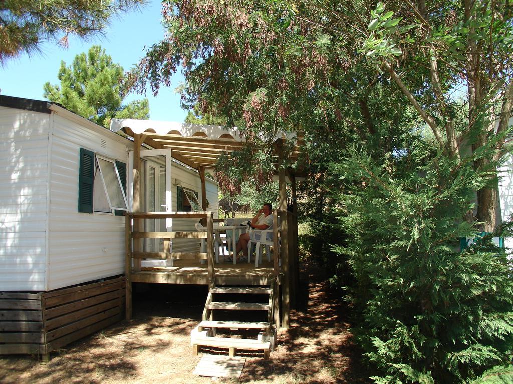 Camping Lou Cabasson Борм-ле-Мімоза Екстер'єр фото